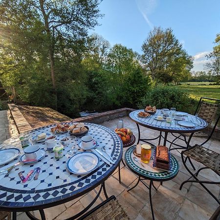 Le Moulin Grenon Bed & Breakfast Mézilles Exterior foto